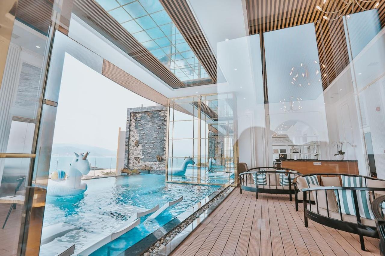 La Vague Hotel Nha Trang Exterior photo