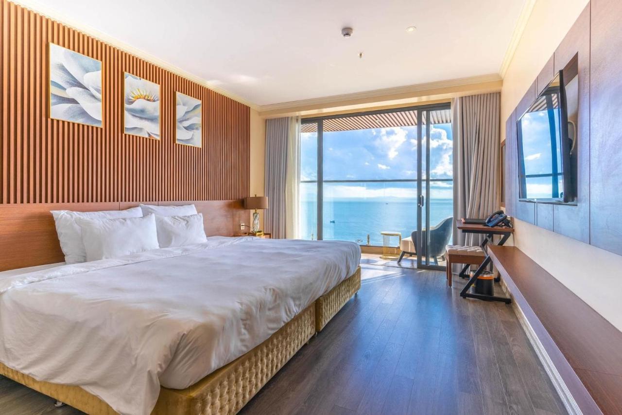 La Vague Hotel Nha Trang Exterior photo